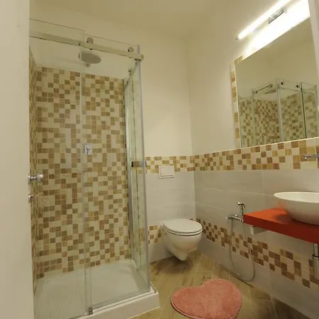 Ariston Tower Nocleg ze śniadaniem Piza