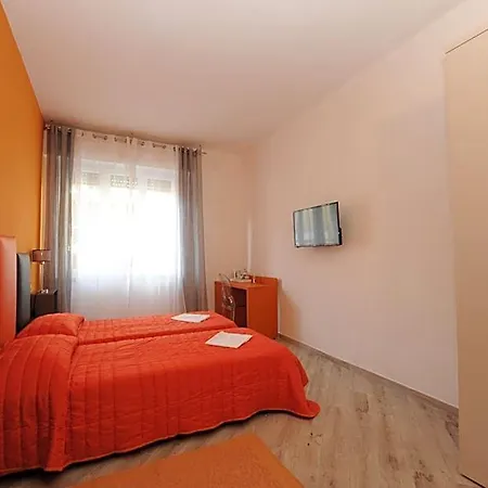Ariston Tower Pisa