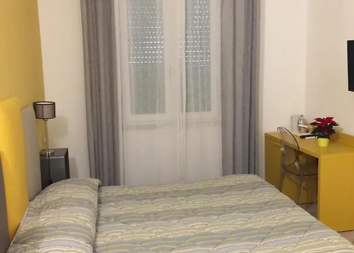 Ariston Tower Bed & Breakfast 4*