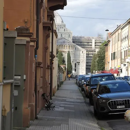 Ariston Tower Nocleg ze śniadaniem Piza
